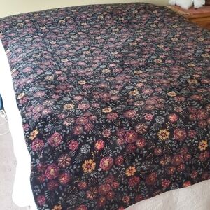 Floral Garden Black Soft Throw
